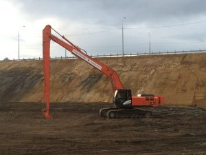 Длиннорукий экскаватор Hitachi ZX330LR